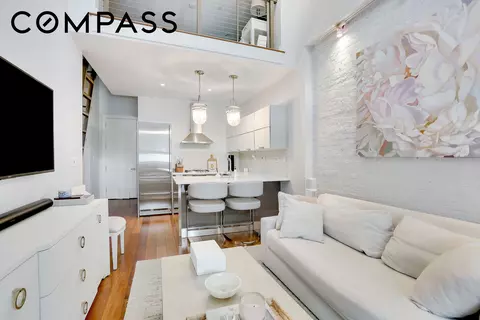 148 E 19th St #3A, New York, NY 10003