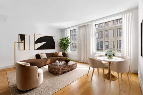 125 W 22nd St #5-C, New York, NY 10011