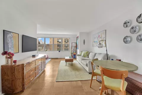 205 3rd Ave #7G, New York, NY 10003