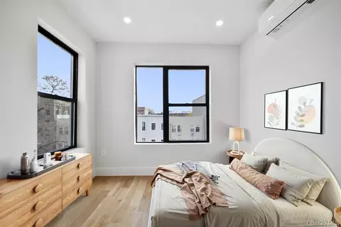 256 Putnam Ave #4-PH, Brooklyn, NY 11216