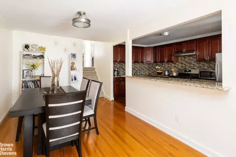 Dining - 1041 E 85th St, Brooklyn, NY 11236 photo 4 of 5