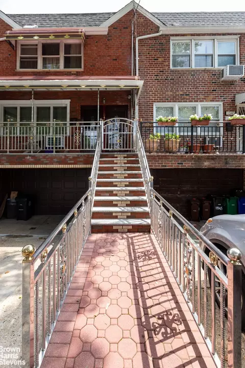 Exterior - 1041 E 85th St, Brooklyn, NY 11236 photo 1 of 4