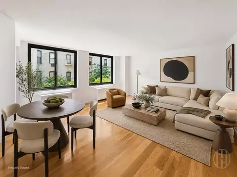 40 E 94th St #4K, New York, NY 10128