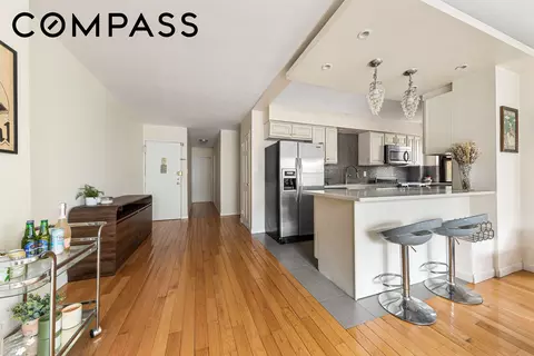208 E Broadway #J106, New York, NY 10002