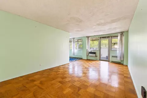 Living - 75 Henry St #1-E, Brooklyn, NY 11201 photo 3 of 3