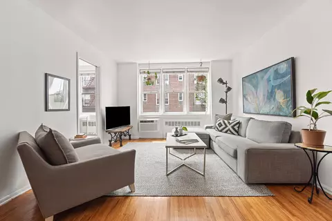 400 E 17th St #512, Brooklyn, NY 11226