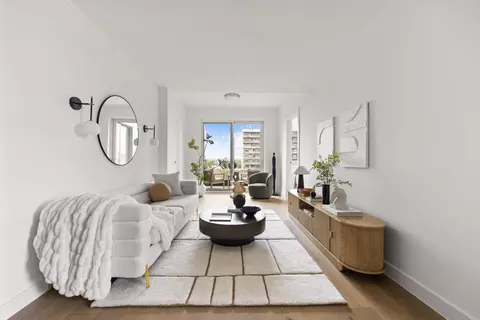 379 Ocean Pkwy #7B, Brooklyn, NY 11218