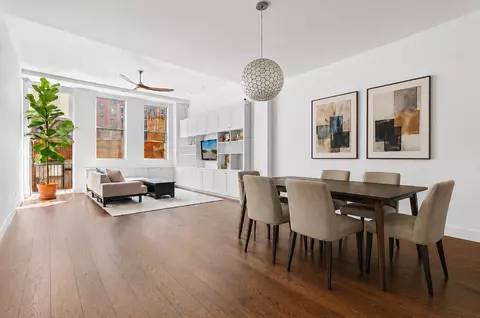 420 W 25th St #4G, New York, NY 10001