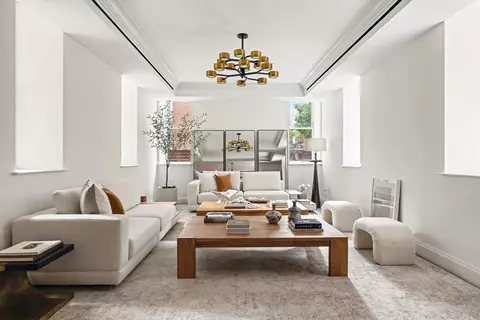 344 W 72nd St #TH3, New York, NY 10023