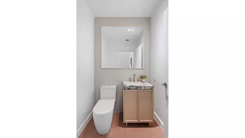 Bath - 109 Devoe St #GARDEN1, Brooklyn, NY 11211 photo 1 of 3