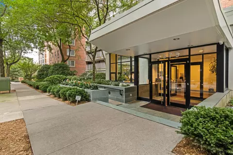 2575 Palisade Ave #12AB, New York City, NY 10463