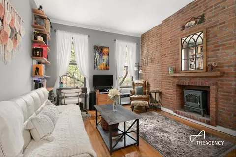 227 E 87th St #3B, New York, NY 10128