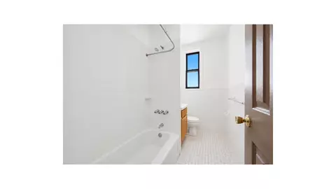 Bath - 425 E 153rd St #3A, New York City, NY 10455 photo 1 of 1