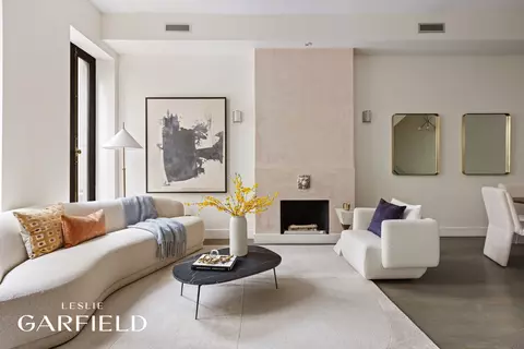310 E 69th St, New York, NY 10021