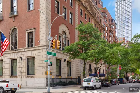 30 E 37th St #10K, New York, NY 10016
