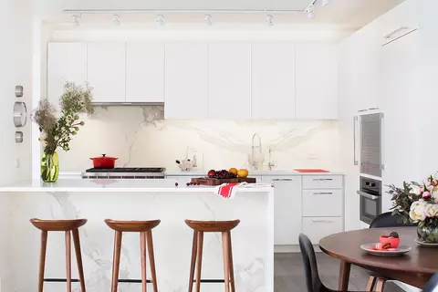 224 W 18th St #6-C, New York, NY 10011