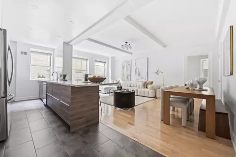 241 W 97th St #4L, New York, NY 10025