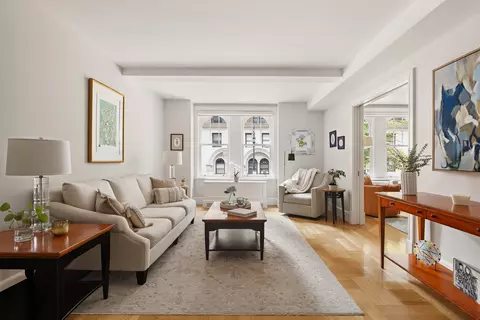 27 W 72nd St #205, New York, NY 10023