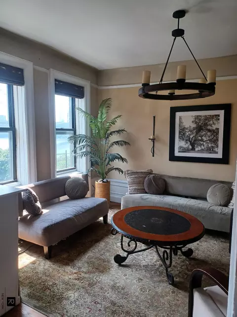 875 W 181st St #3-J, New York, NY 10033