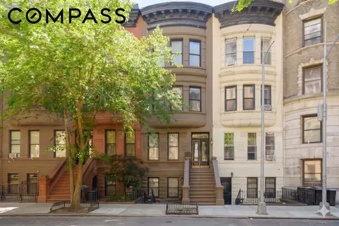 338 W 71st St, New York, NY 10023