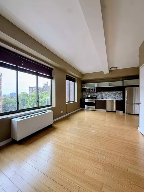 353 E 104th St #7E, New York, NY 10029