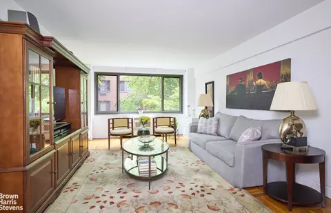 425 E 63rd St #W5C, New York, NY 10065