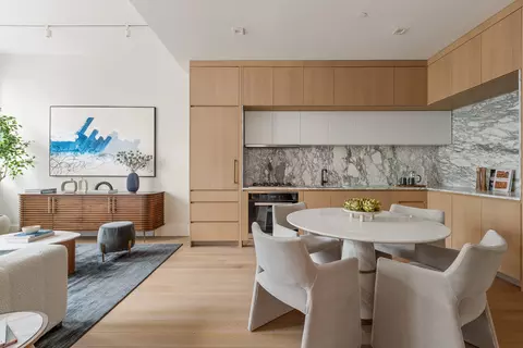 517 W 29th St #2H, New York, NY 10001