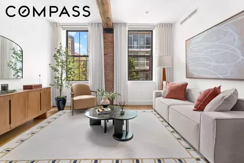 172 N 10th St #2A, Brooklyn, NY 11211