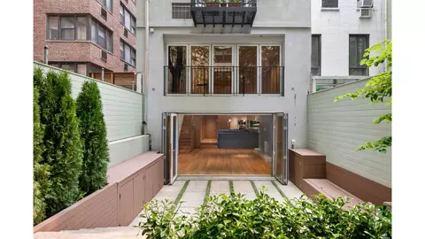 425 E 50th St #1, New York, NY 10022