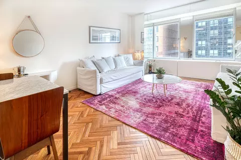 150 W 56th St #3104, New York, NY 10019