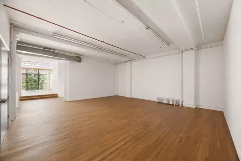 17 W 17th St #2, New York, NY 10011