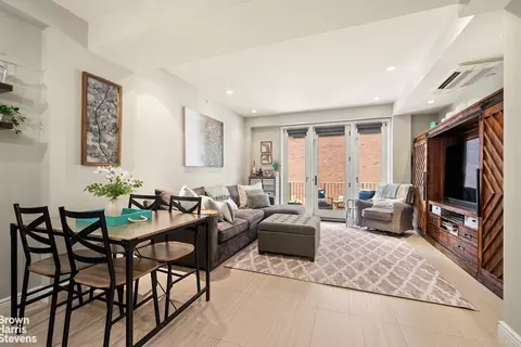 30-11 21st St #4E, New York City, NY 11102