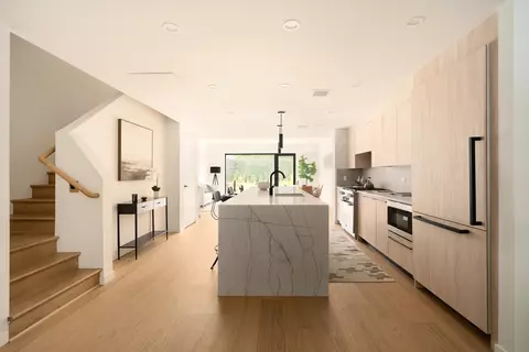 28 Huntington St, Brooklyn, NY 11231
