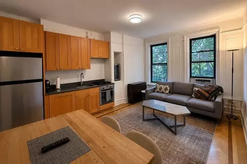 1 Minetta St # -3, New York, NY 10012
