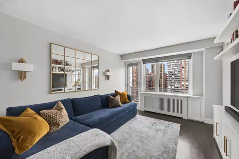 400 E 77th St #PH-A, New York, NY 10075