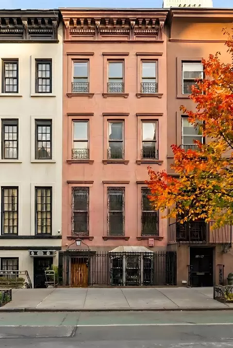 243 E 61st St, New York, NY 10065