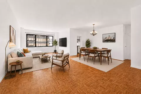 440 E 62nd St #9F, New York, NY 10065