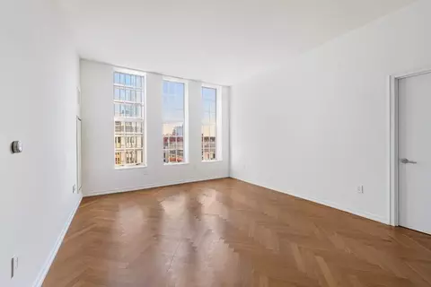 184 Kent Ave #D607, Brooklyn, NY 11249