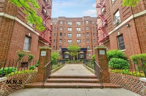 155-01 90th Ave #3-A, Jamaica, NY 11432