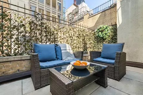 200 W 54th St #PHB, New York, NY 10019