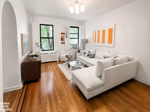 225 Bennett Ave #2D, New York, NY 10040