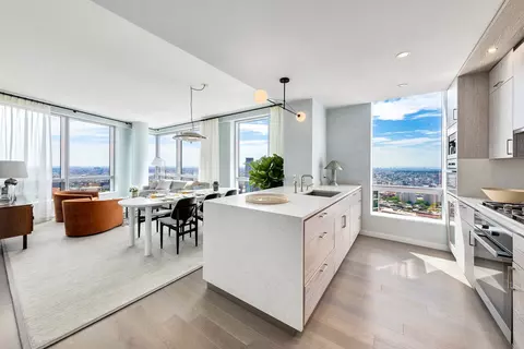 1 City Pt #41E, Brooklyn, NY 11201