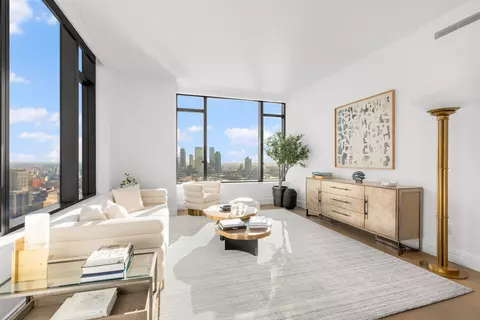 430 E 58th St #38A, New York, NY 10022