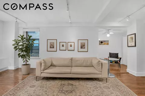 424 E 52nd St #4D, New York, NY 10022