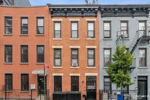 155 W 9th St, Brooklyn, NY 11231