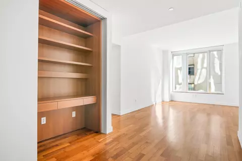 15 William St #11-F, New York, NY 10005