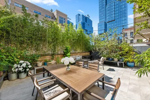 26 Broadway #204, New York City, NY 11249