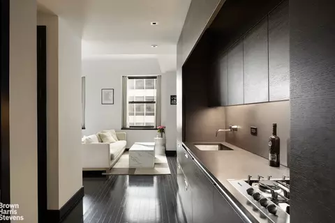 20 Pine St #2905, New York, NY 10005