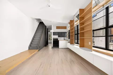 430 Sterling Pl #4D, Brooklyn, NY 11238