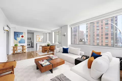 2 Columbus Ave #15A, New York, NY 10023